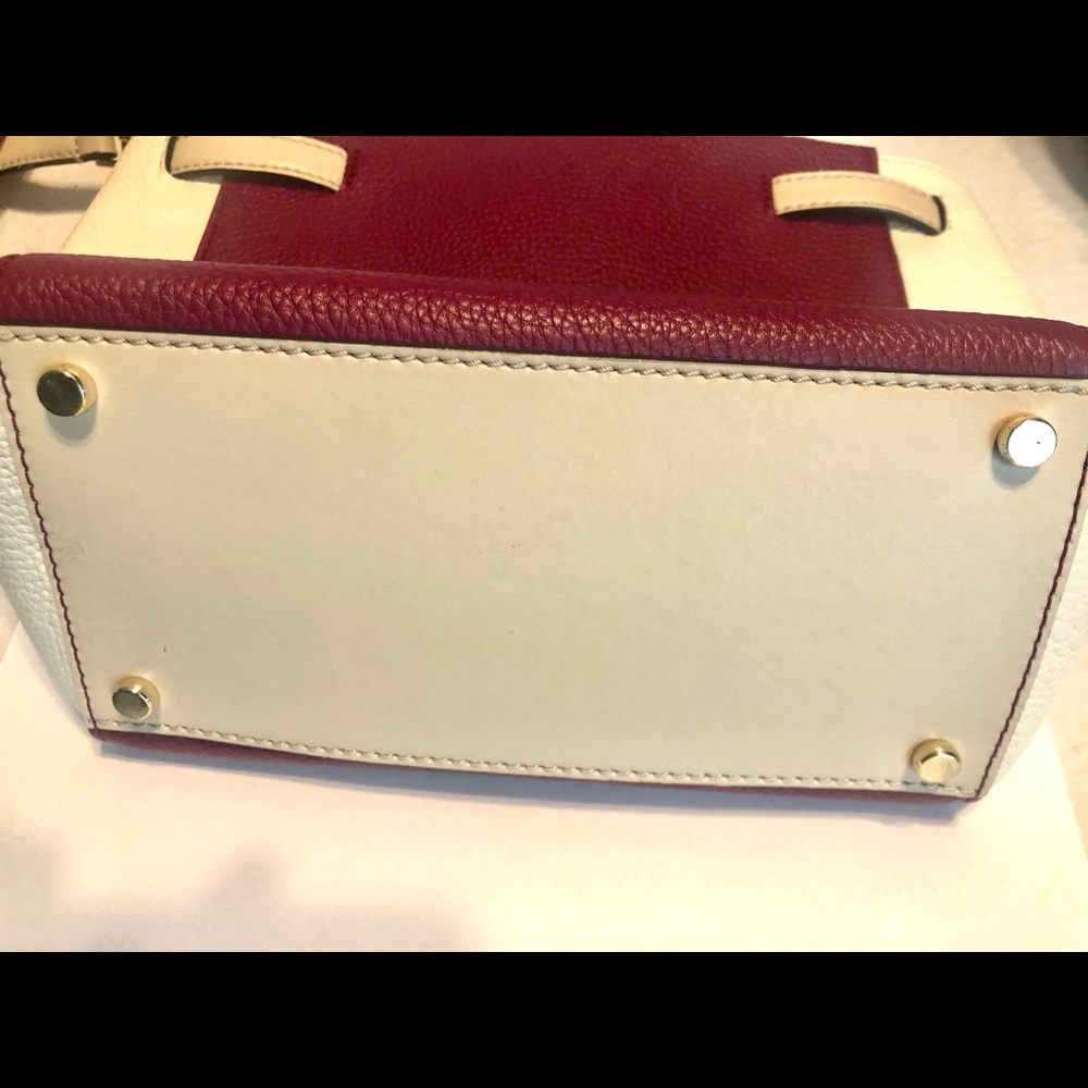 Kate Spade Crossbody Purse - Maroon and Cream - Picture 3 of 6